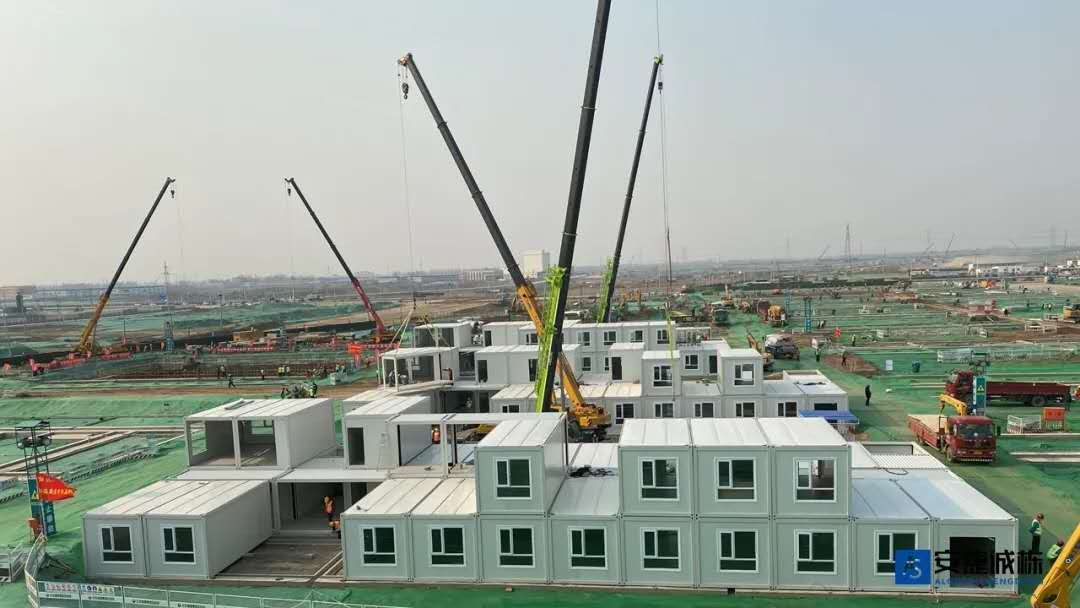 Temporary Military Housing Solutions: Modular & Container Buildings for Rapid Deployment